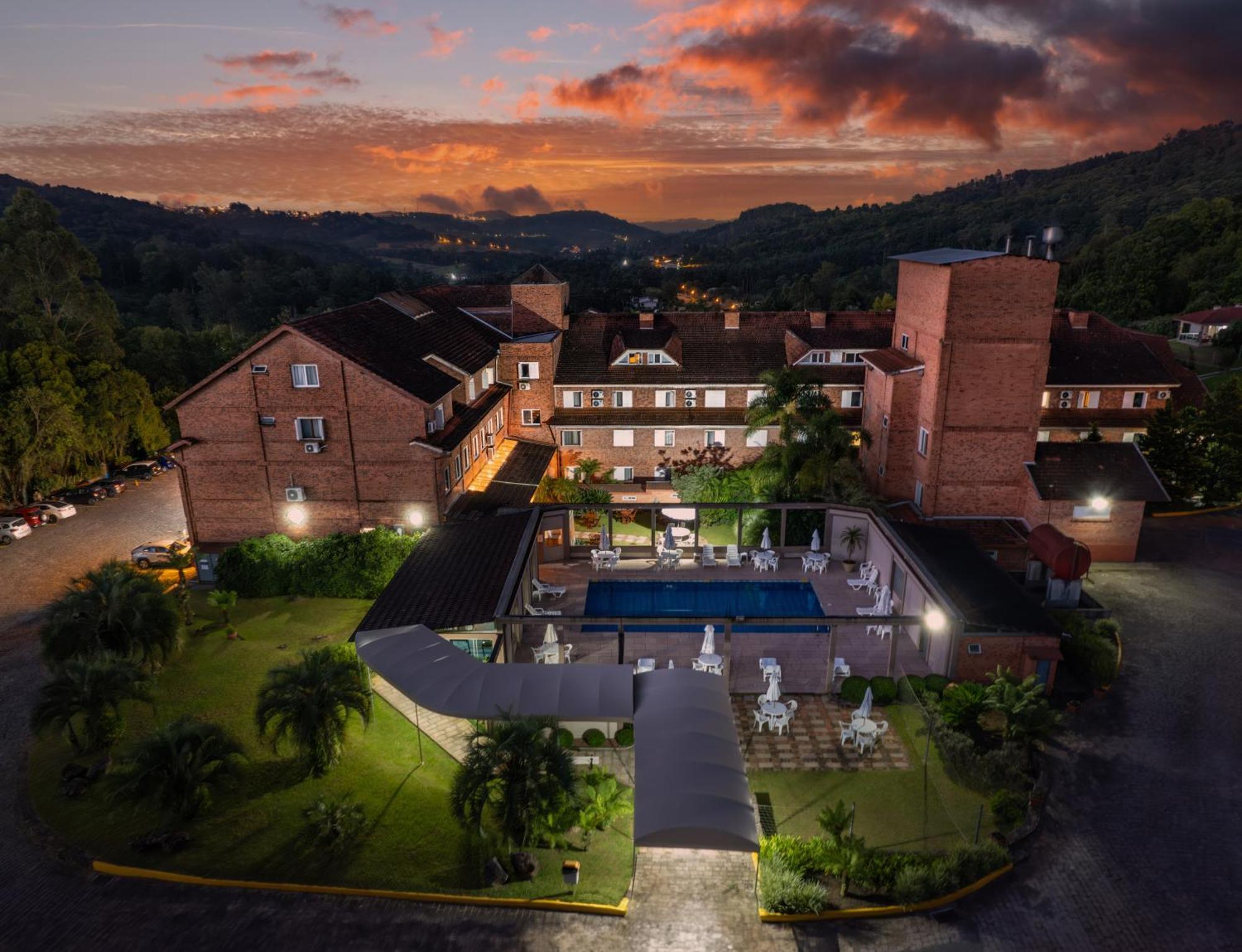 Farina Park Hotel Bento Gonçalves エクステリア 写真